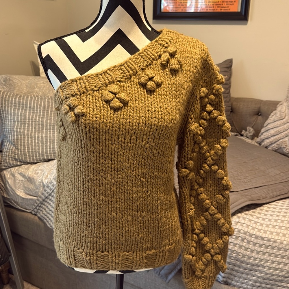 Vici one sleeve off shoulder sweater